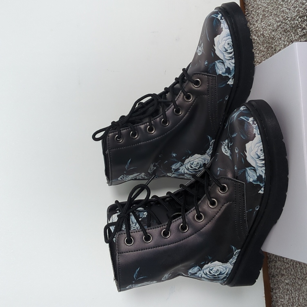 Floral Black Lace-Up Boots
